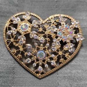 Beautiful heart pin with crystals